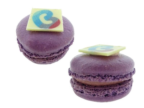 Macaron met logo